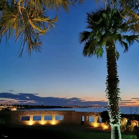 Banfi's On The Sea * Bisceglie
