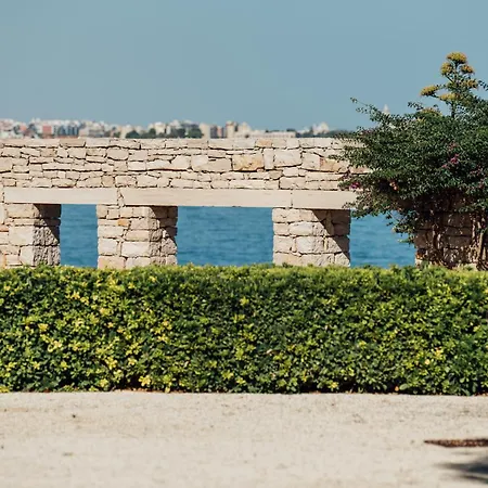 Villa Banfi's On The Sea